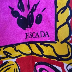 Escada scarf “News From The Tiger”exceptional condition frNeiman Marcus San Fran